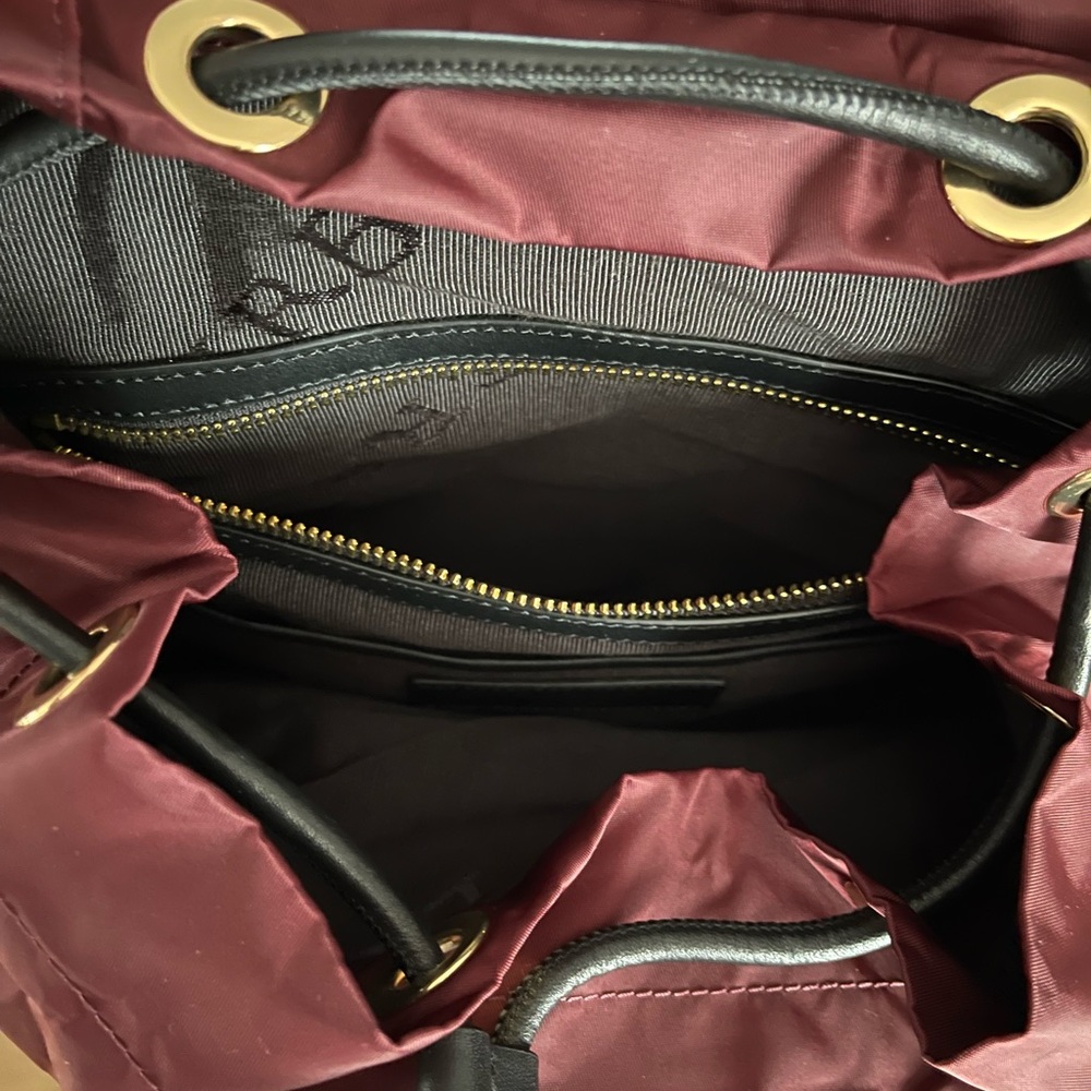 Burberry Bag Pack burgundy color mid size NWT 100% Authentic - Picture 4 of 11